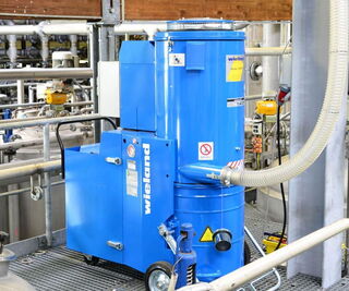Sicherheitsfilter für hohe Differenzdrücke in Mobilen Industriestaubsaugern
